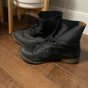 Lucky Brand Black Leather Lace-Up Combat Boots
